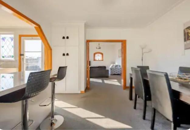 St Clair Holiday House Dunedin Exterior photo